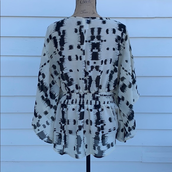 Charming Charlie blouse L - Picture 4 of 6